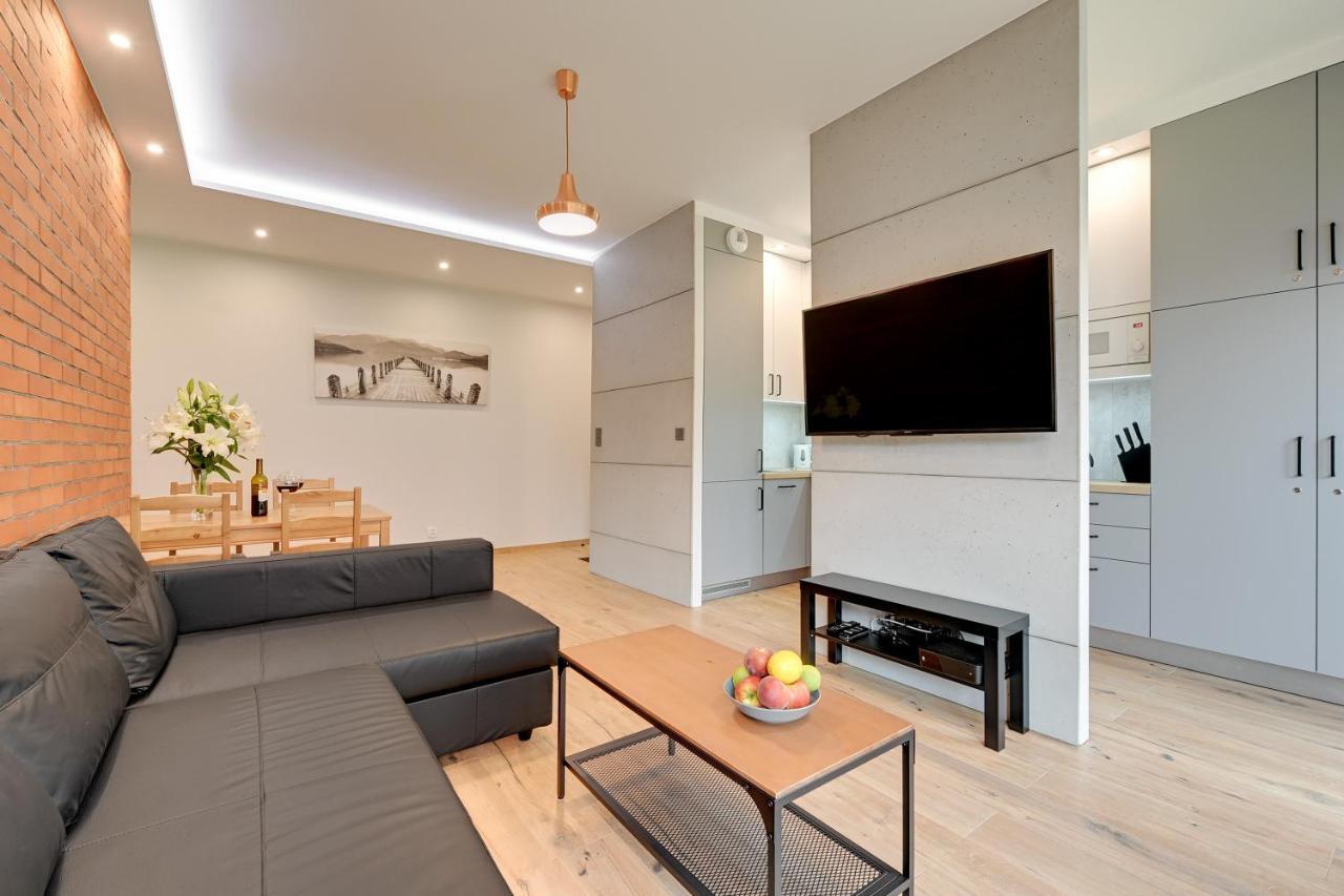 Central Apartment - Free Private Parking Gdansk Exterior foto