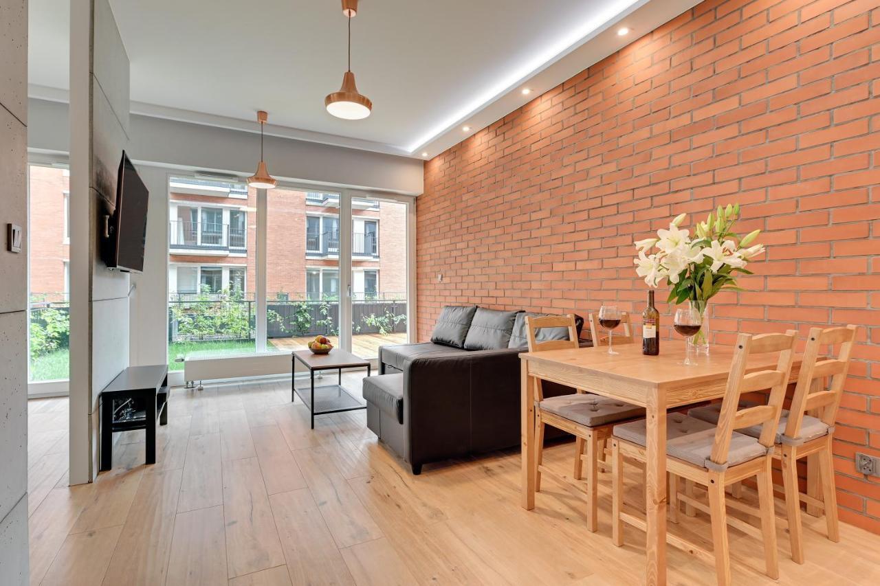 Central Apartment - Free Private Parking Gdansk Exterior foto