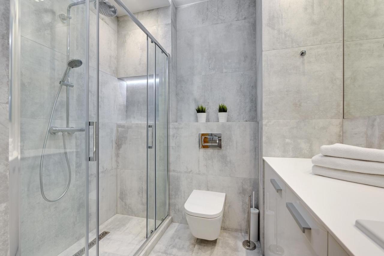 Central Apartment - Free Private Parking Gdansk Exterior foto